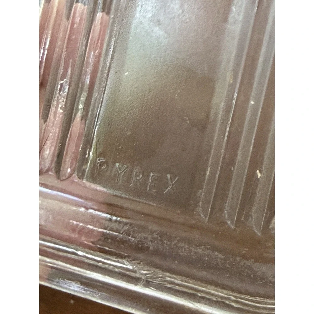 Vintage Pyrex #0501 Small White Milk Glass Refrigerator Dish Clear Ribbed Lid